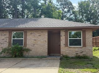 93 Choctaw Dr #93, Pineville, LA 71360