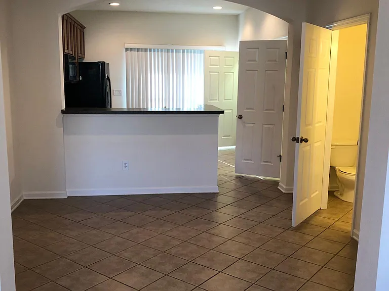 13014 Sunset Lake Dr — Photo 11