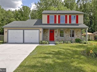 25 Hartsdale Ln, Sicklerville, NJ 08081