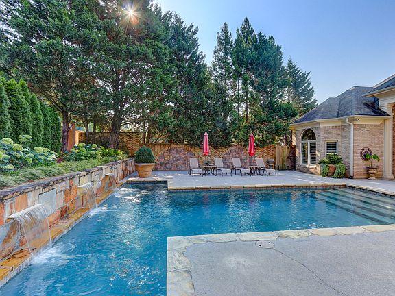 2nd image of 10640 Lakecove Way