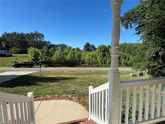 3rd image of 4161 Emmas Way