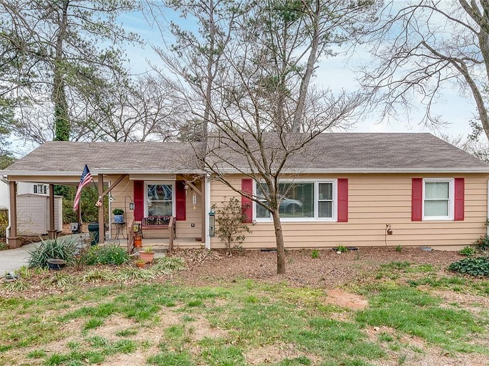 1st image of 30 Harris Dr SE