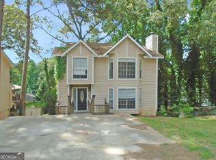 1038 Ascot Ct, Riverdale, GA
