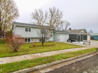 4100 36th Ave NW, Mandan, ND 58554