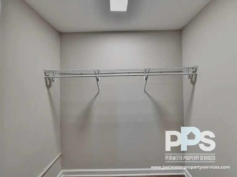 221 Lampkin St NE #8 — Photo 16