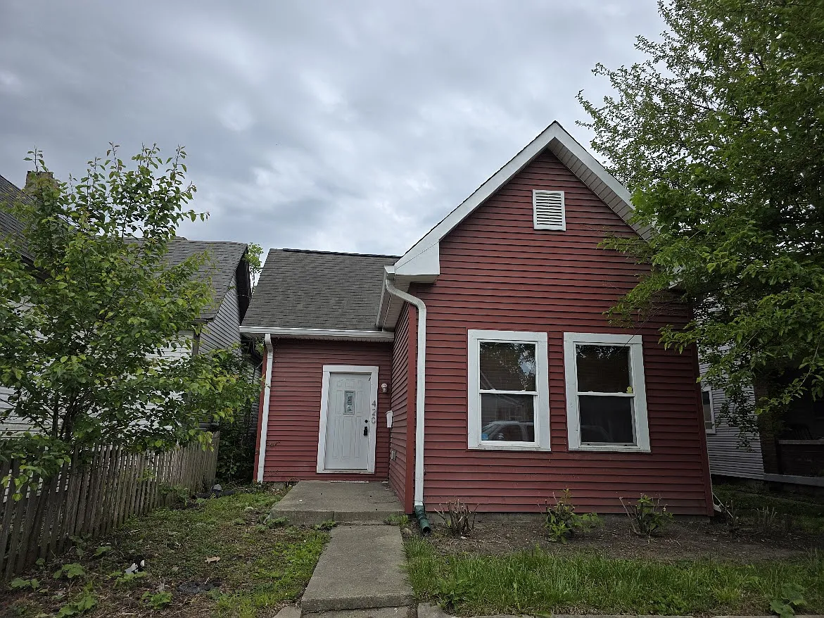 Building Photo - 420 N Holmes Ave