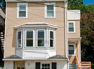 409 E State St, Kennett Square, PA 19348