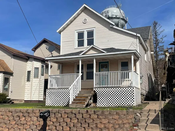 116 Rock St, Negaunee, MI 49866