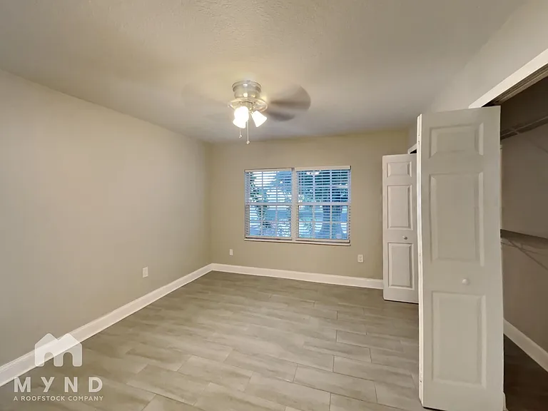 1339 Primrose Ct — Photo 9