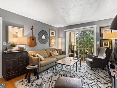 2955 Seven Pines Ln UNIT 202, Atlanta, GA, 30339