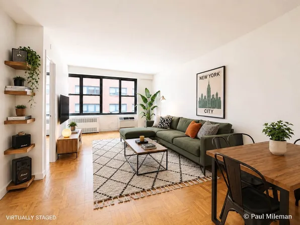 145 4th Avenue image 1 of 7