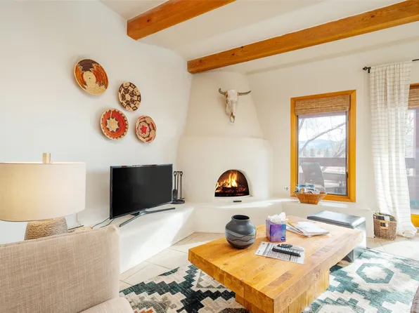 442 Greg Ave #203-4, Santa Fe, NM 87501