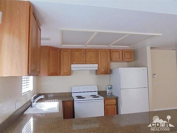 3rd image of 52185 Avenida Juarez