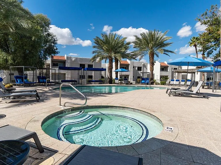 Avia McCormick Ranch — Photo 43