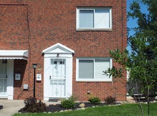 5990 Glenway Dr #A, Brook Park, OH 44142