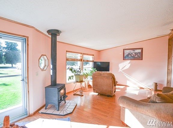 4th image of 6419 147th Ave NE