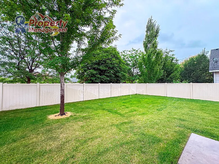 12036 W Ardyce St — Photo 30