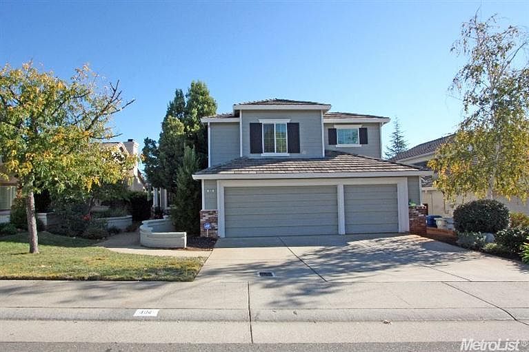 1st image of 404 Fisher Cir