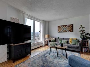 1328 13th Ave SW #602, Calgary, AB T3C0T3