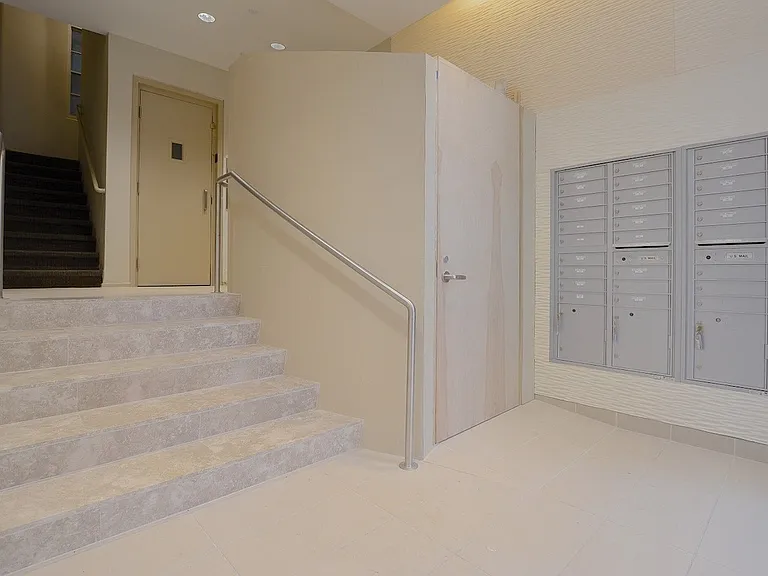 230 W 113th St #2D — Photo 37
