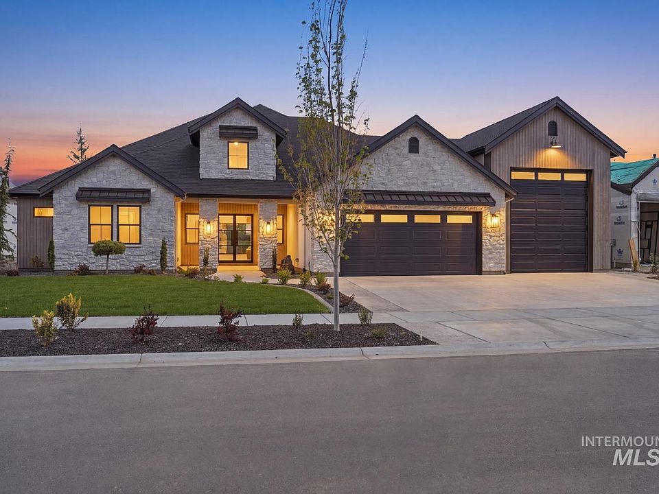 1st image of 3626 N Templeton Way