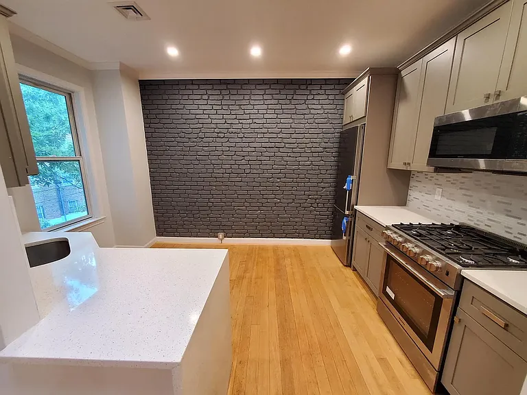 1741 Commonwealth Ave #2 — Photo 10