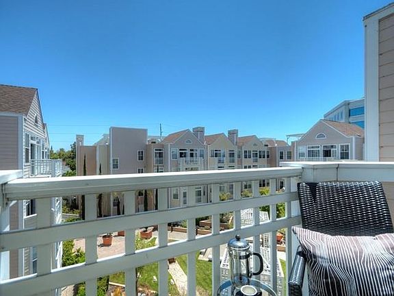 3rd image of 550 Ortega Ave APT A414