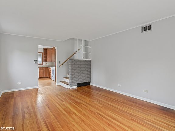 5th image of 904 N Kaspar Ave