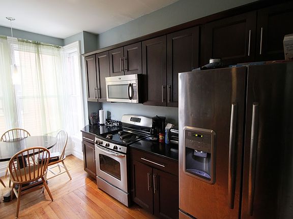 2nd image of 68 Chapin Ave #2