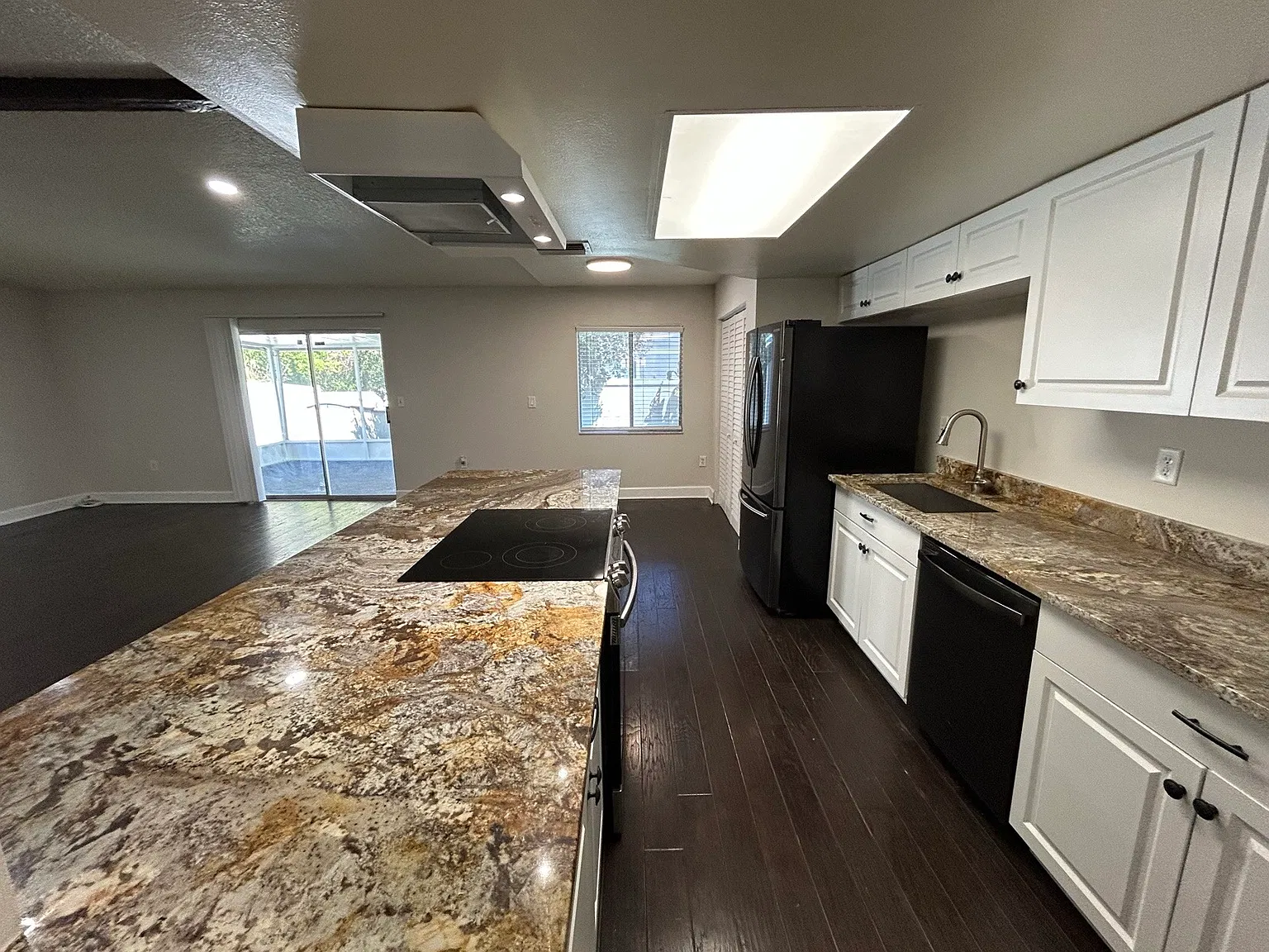 11409 Wheeling Dr — Photo 3