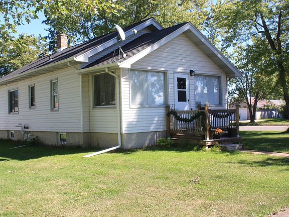 2nd image of 1731 E 8th St