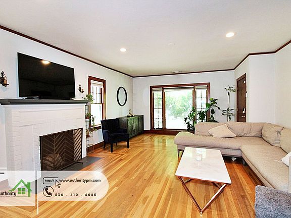 5th image of 1365 Chestnut St