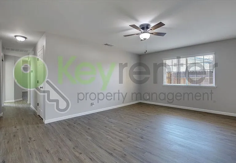 8256 Manhart Way — Photo 6