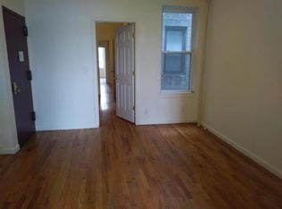 3273 48th St APT 3R, Astoria, NY 11103