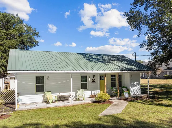 1020 Hunter Ave., North Myrtle Beach, SC 29582