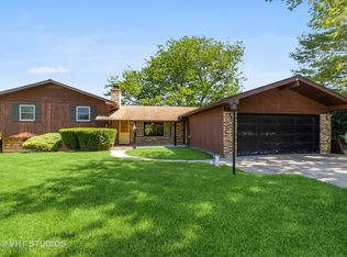 3308 Cove Ct, Johnsburg, IL 60051