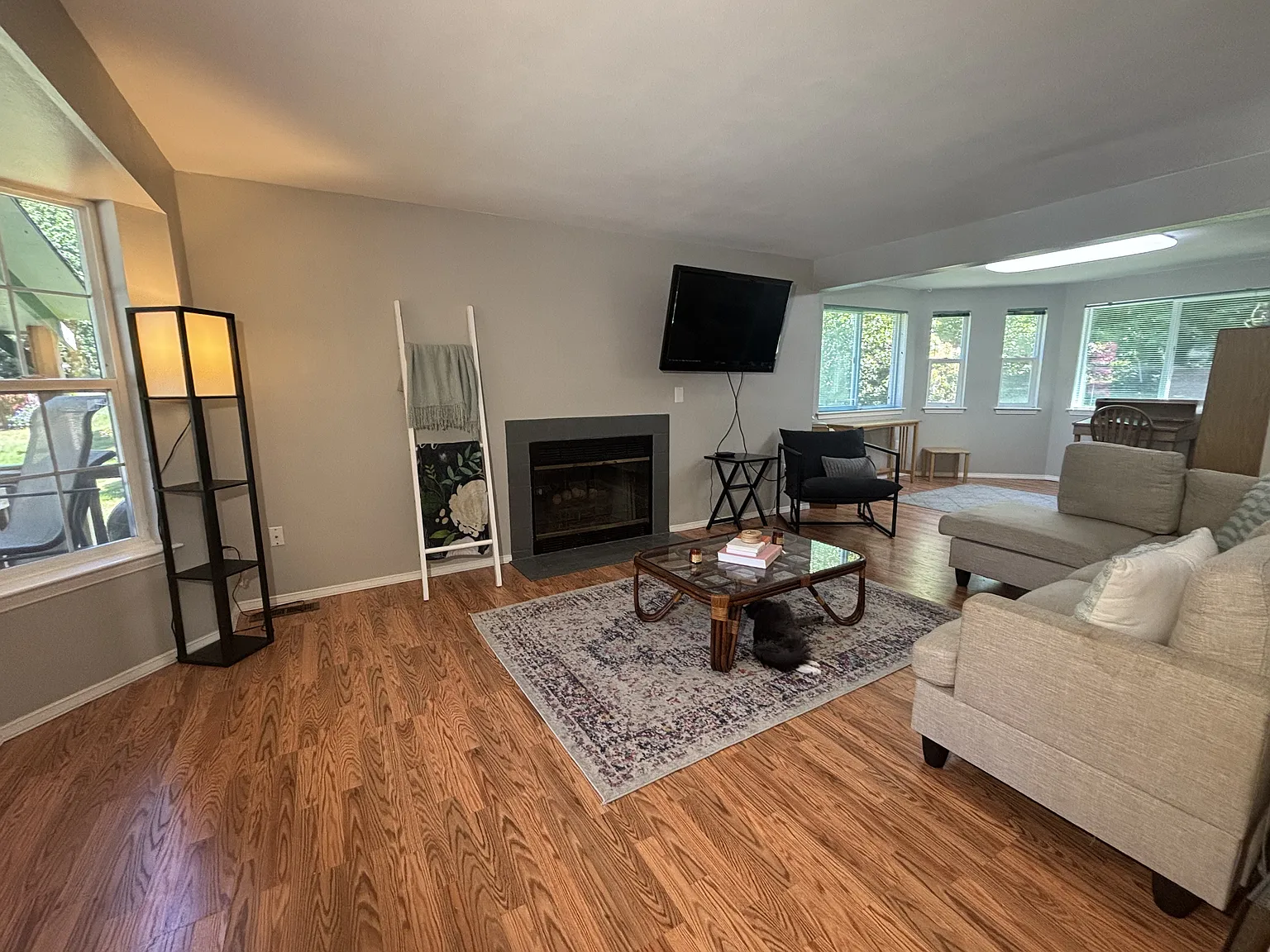 1 bed, 1817 sqft, $1,000 — Photo 4