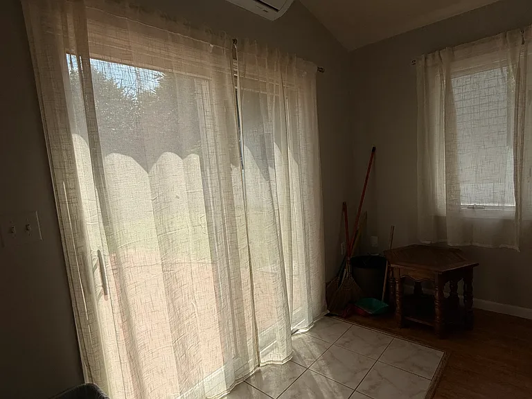 32 Waverly Dr W — Photo 7