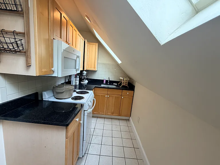 23 Forest Hills St #3 — Photo 10