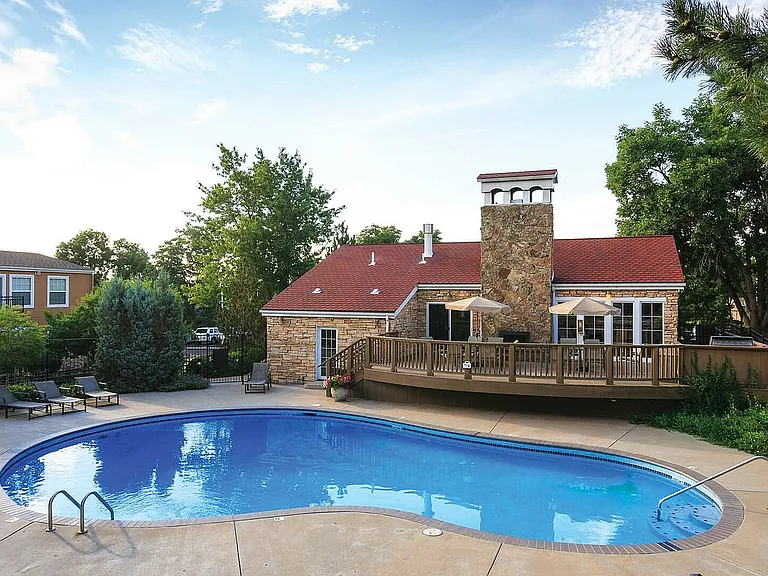 Luxurious Pool Deck