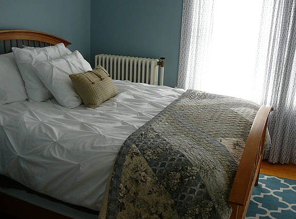 Main Floor Guest Room