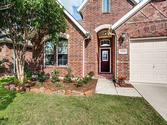 2nd image of 2201 Lanshire Dr