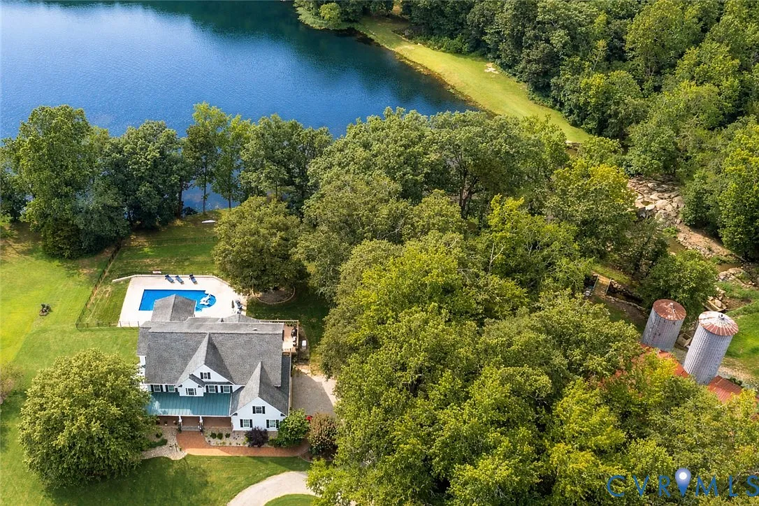 11710 Water Wheel Dr photo 1