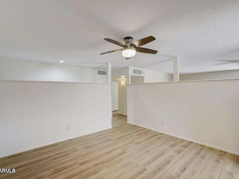 6310 W Berridge Ln — Photo 4
