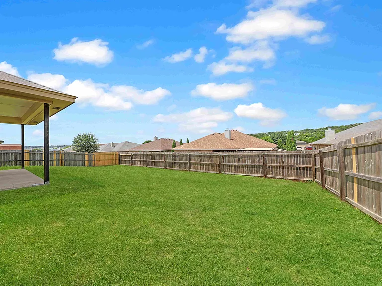 2701 Tarrant County Dr — Photo 26