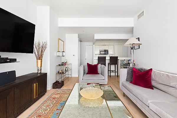 Sold by Maz Group NY | media 2