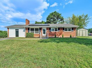 137 Frances Dr NW, Roanoke, VA 24017