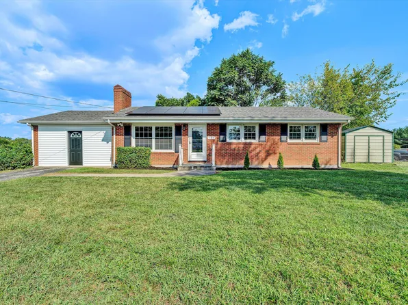 137 Frances Dr NW, Roanoke, VA 24017