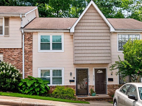 4th image of 2725 Southbury Cir Unit 2725