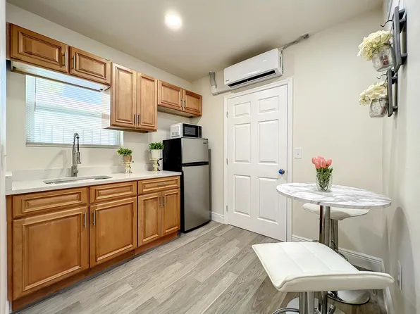 (undisclosed Address), Orlando, FL 32825